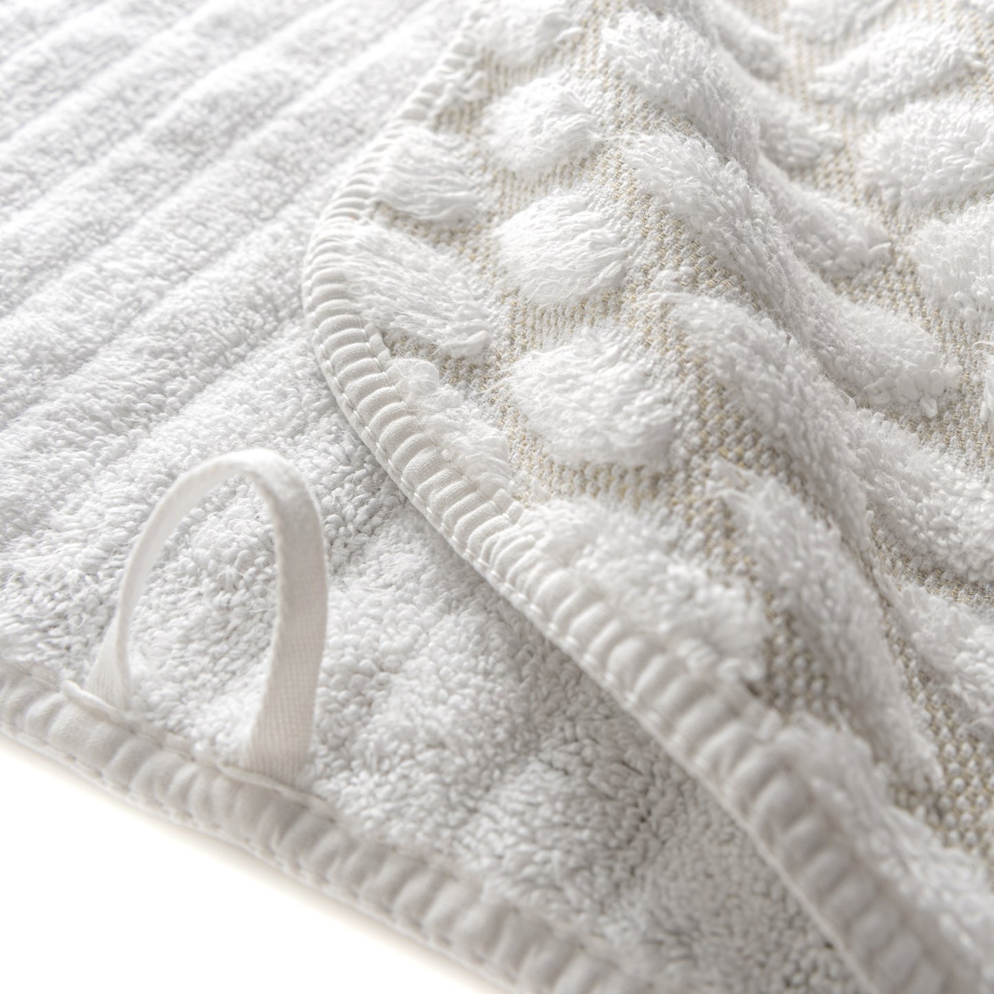 
                  
                    PETALO TOWELS
                  
                