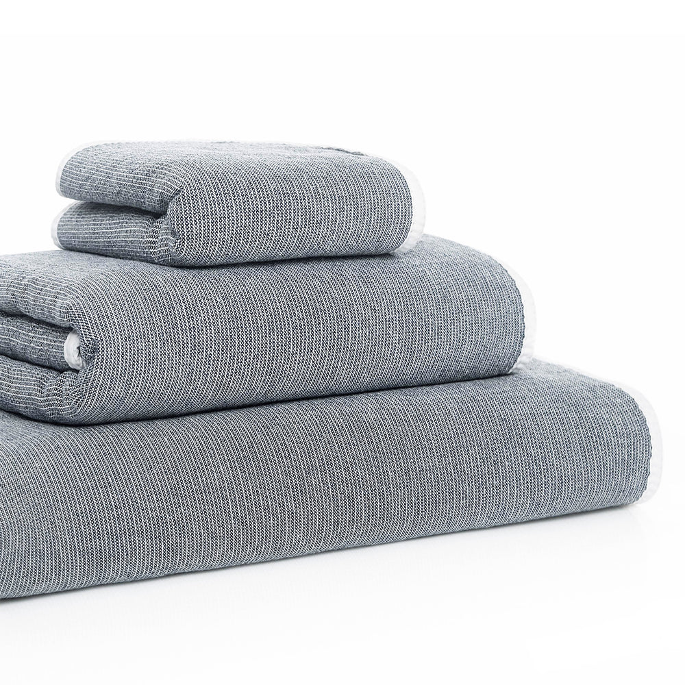 
                  
                    DOUBLE TONE TOWELS
                  
                