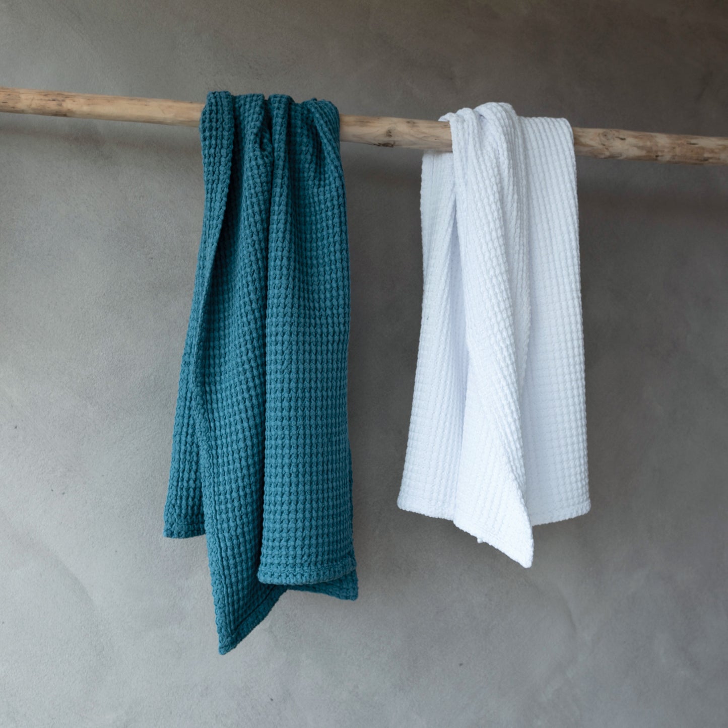 
                  
                    AURA TOWELS
                  
                