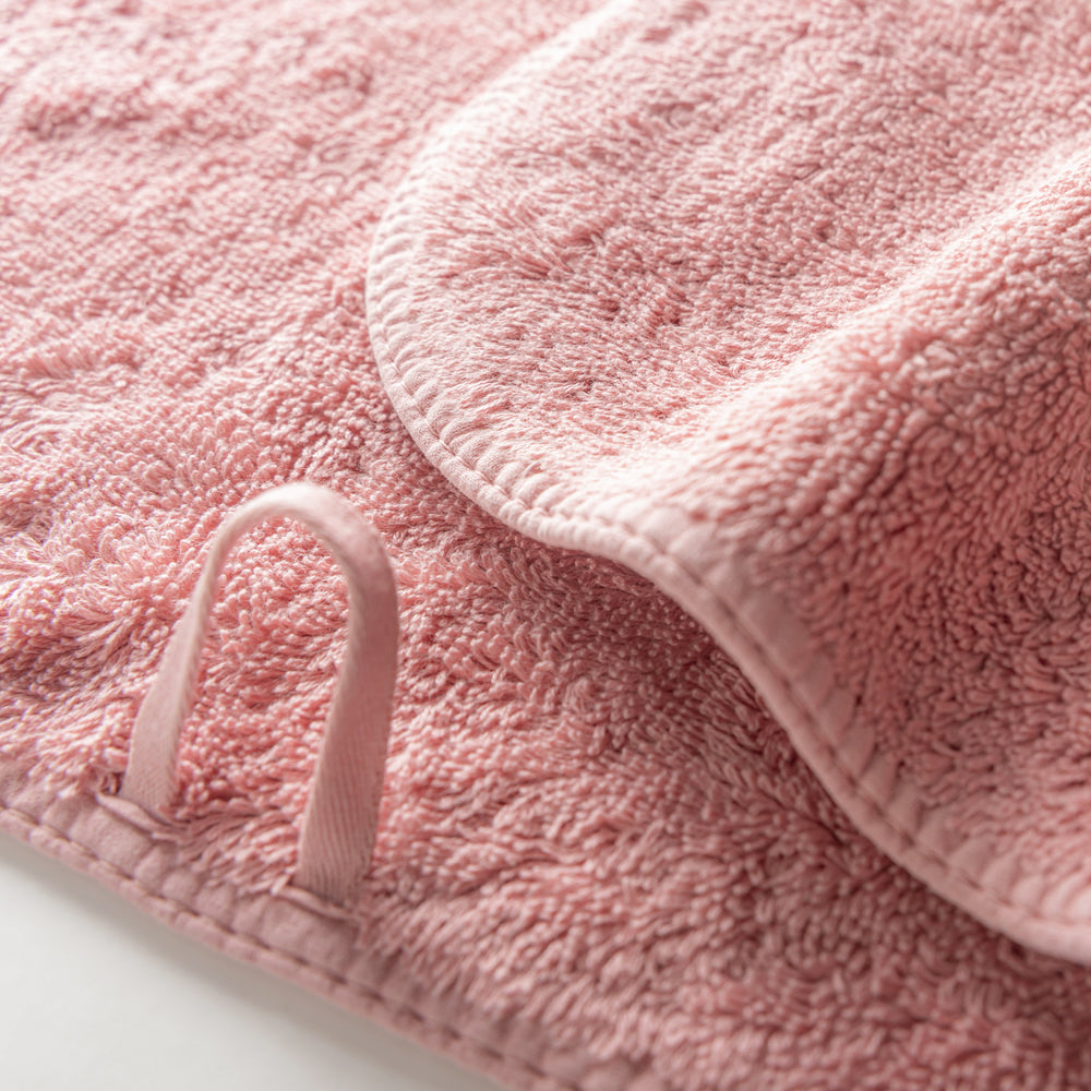 
                  
                    LONG DOUBLE LOOP TOWELS ( EDITION 1 )
                  
                