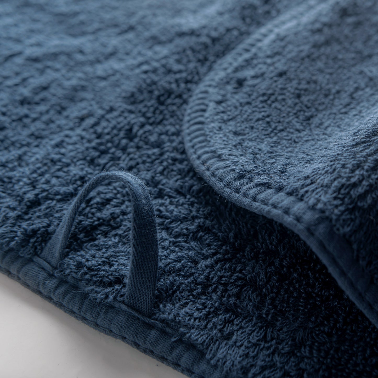 
                  
                    LONG DOUBLE LOOP TOWELS ( EDITION 1 )
                  
                