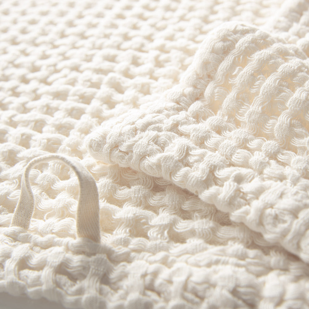 
                  
                    AURA TOWELS
                  
                