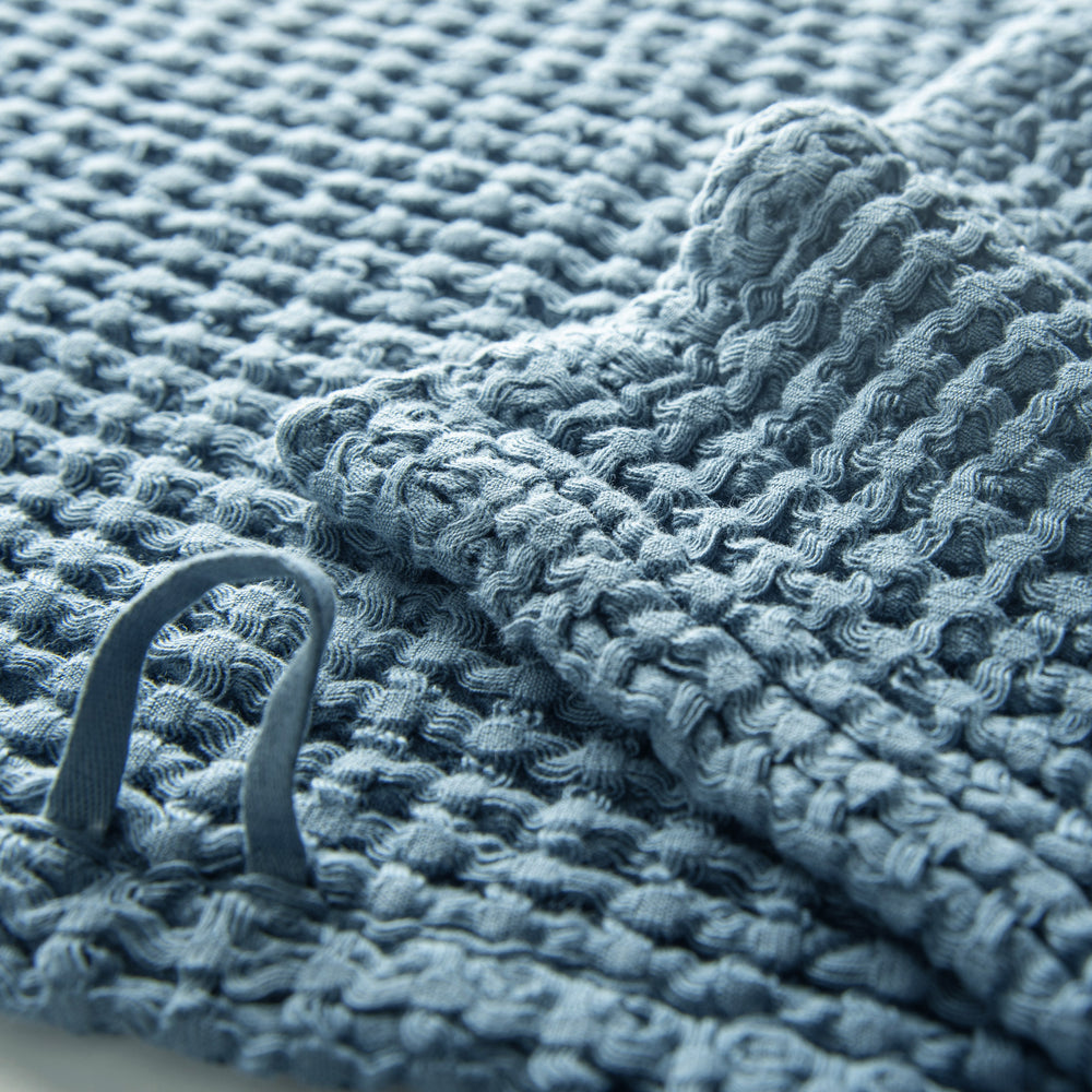 
                  
                    AURA TOWELS
                  
                
