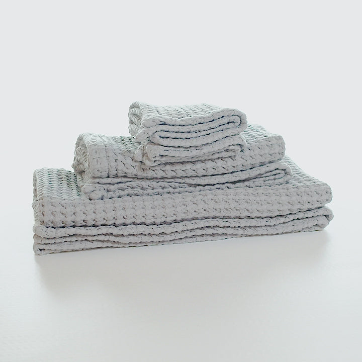 
                  
                    Load and play video in Gallery viewer, AURA TOWELS
                  
                